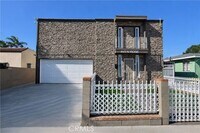 Building Photo - 815 N Rose Ave