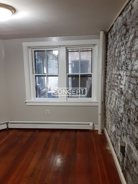 Building Photo - 72 Revere St