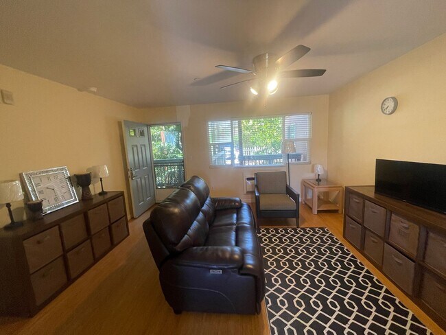 Building Photo - VIllas at Kahana Ridge Three Bedroom / Two...