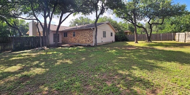 Building Photo - 11904 Hardwood Trail