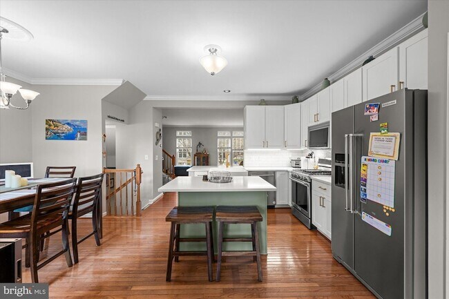 Building Photo - 5076 Grimm Dr