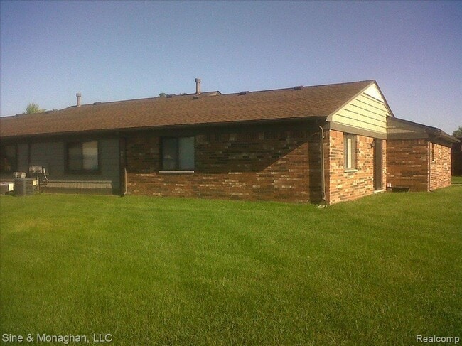 Primary Photo - 8688 Villa Ln