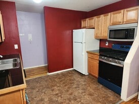 Building Photo - 91 Regency Park Dr