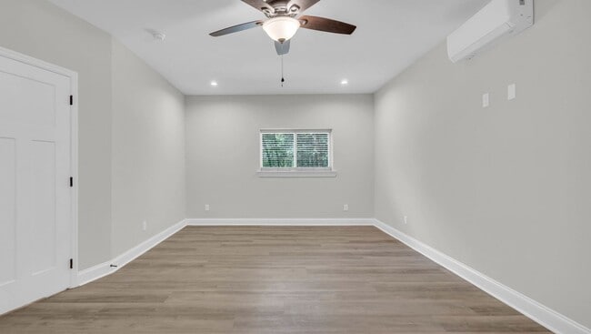 Building Photo - Brand new, 4 bedroom home!