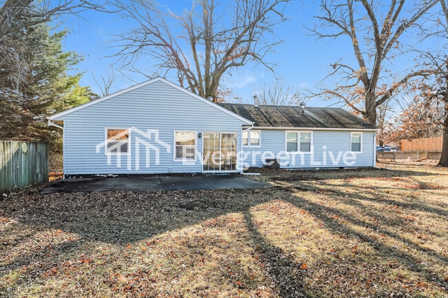 Building Photo - 10008 E 78 Terrace