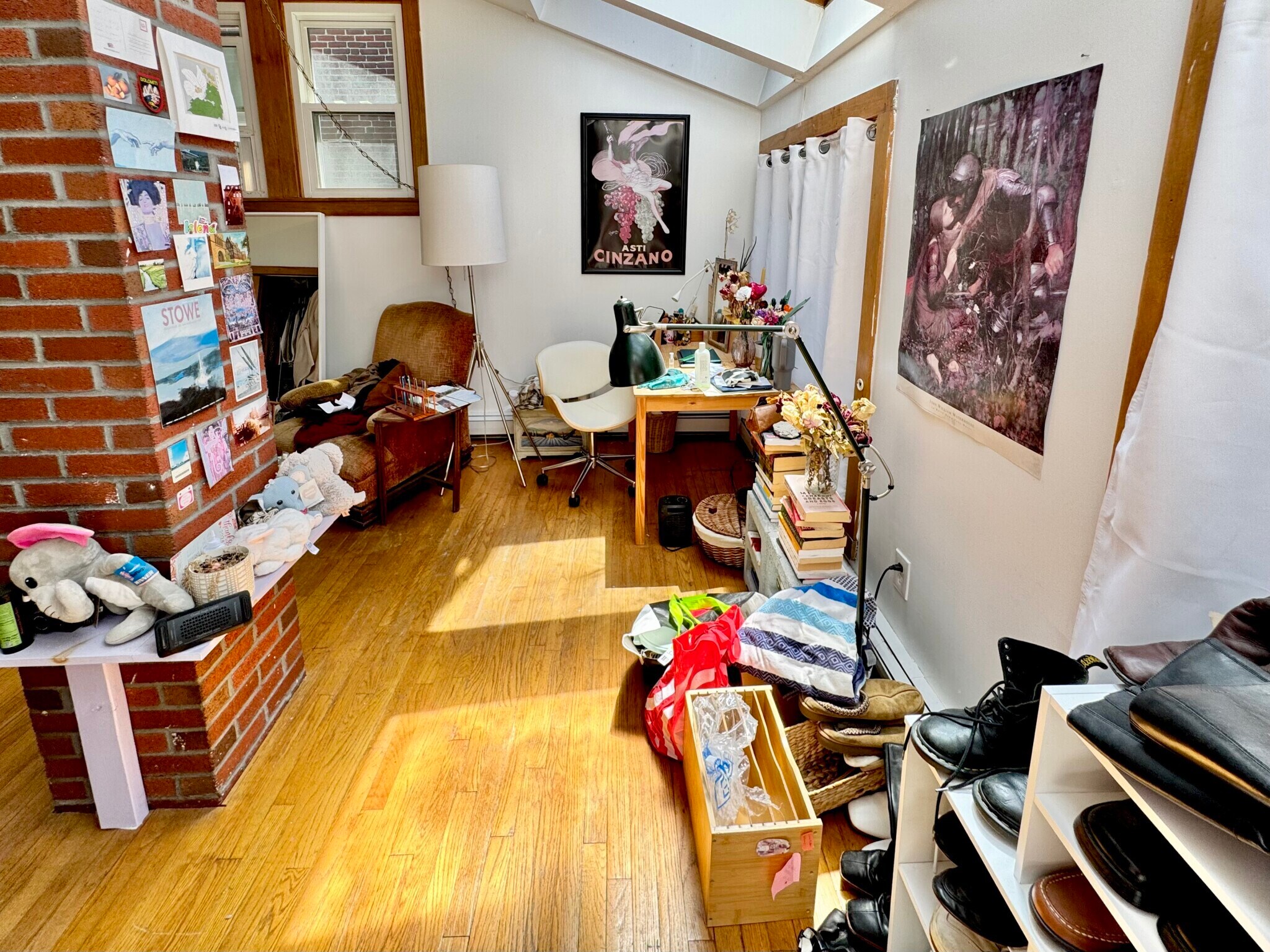 Building Photo - 2 Inman Pl