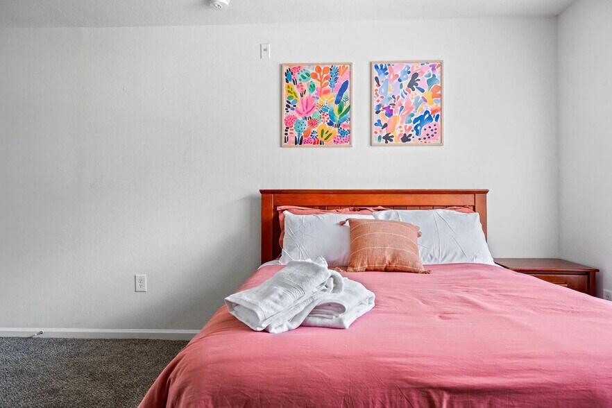 Building Photo - 15115 Buckhorn Ct