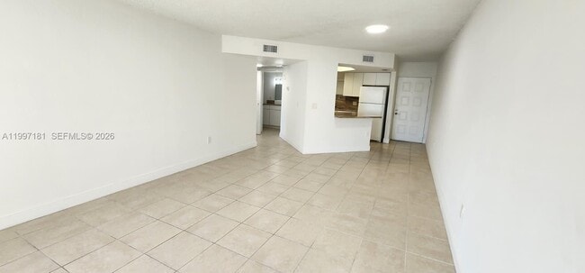 Building Photo - 8255 Lake Dr