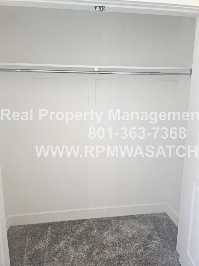 Building Photo - 738 N 160 E