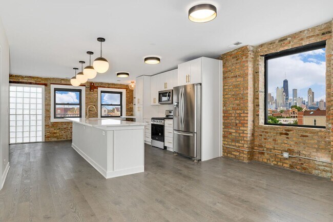 Building Photo - 06 - Mil 1371 LLC