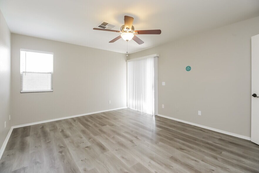 Building Photo - 1283 S Anvil Pl