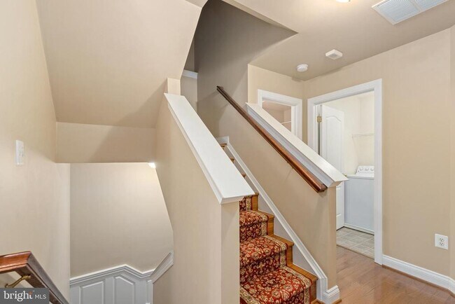 Building Photo - 5056 Minda Ct