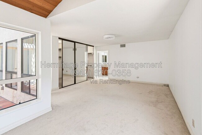 Building Photo - 28355 La Caleta