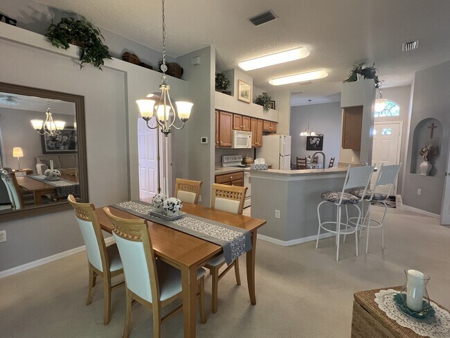 Building Photo - 18030 Webster Grove Dr