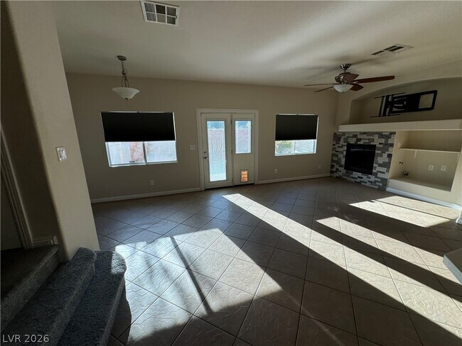 Building Photo - 6740 Lavender Lilly Ln