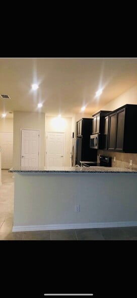 Building Photo - 5331 Sylvester Loop