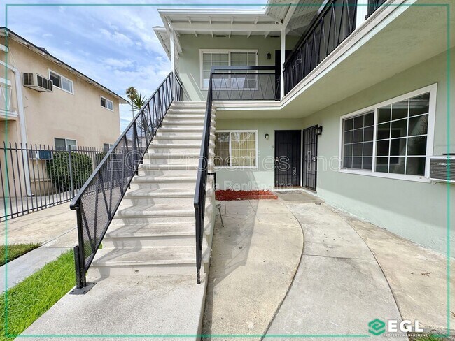 Building Photo - 11535 Sylvan St