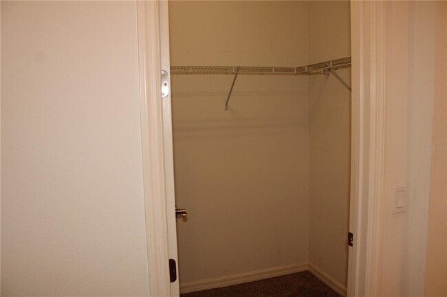 Building Photo - 629 Rosemary Cir