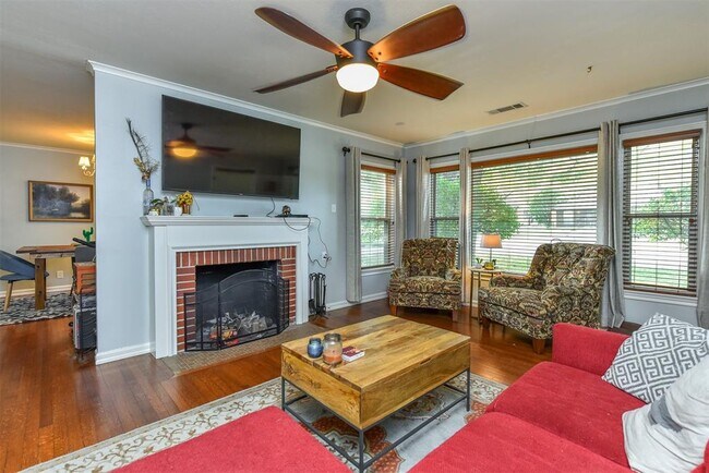 Building Photo - 3605 Park Ridge Blvd