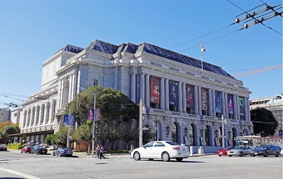 Building Photo - 214 Hayes St