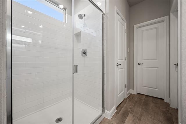 Building Photo - 15812 Culford Ln