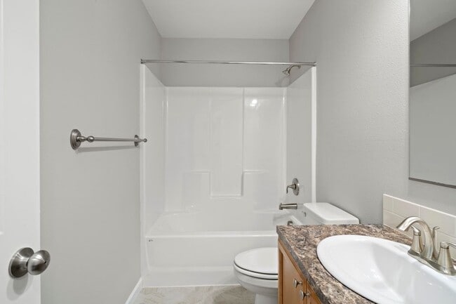 Building Photo - 1004 Brandon Way