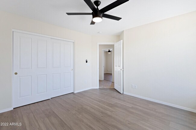 Building Photo - 5976 W Audrey Ln