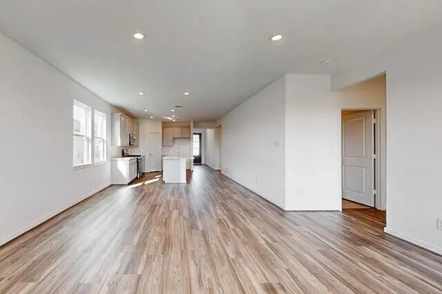 Building Photo - 21611 Shadowbrook Birch Dr