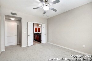 Building Photo - 7204 Oak Manor Dr