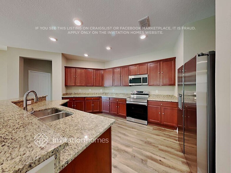 Building Photo - 9974 Bishop Creek Way