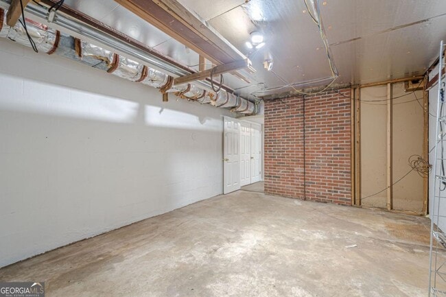 Building Photo - 45 Brandon Ridge Dr NE