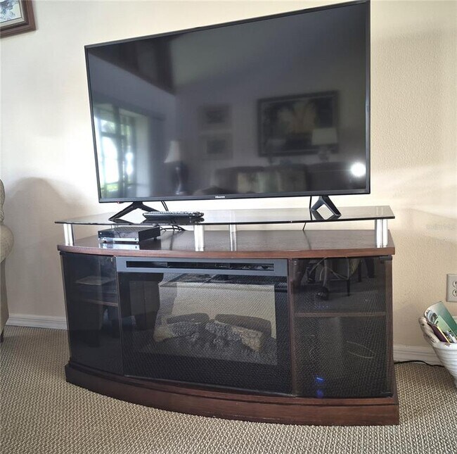 Building Photo - 40 Dale Pl