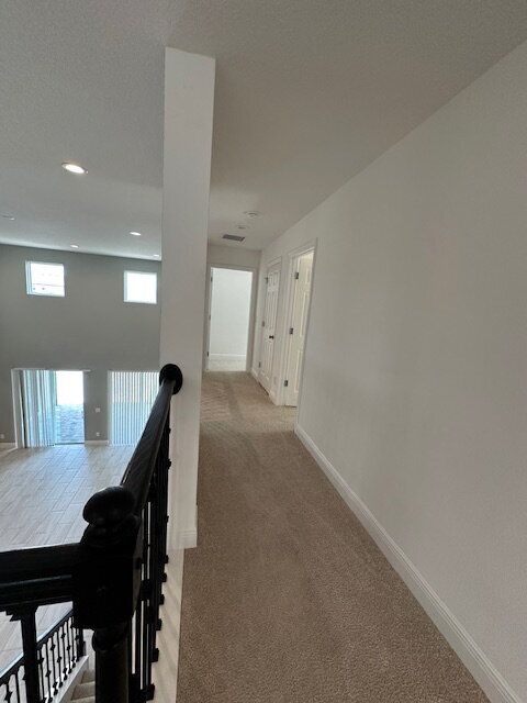 Building Photo - "Spacious Elegance in St. Cloud: 5-Bedroom...