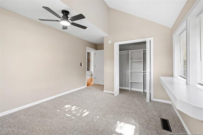 Building Photo - 804 Rodie Ave