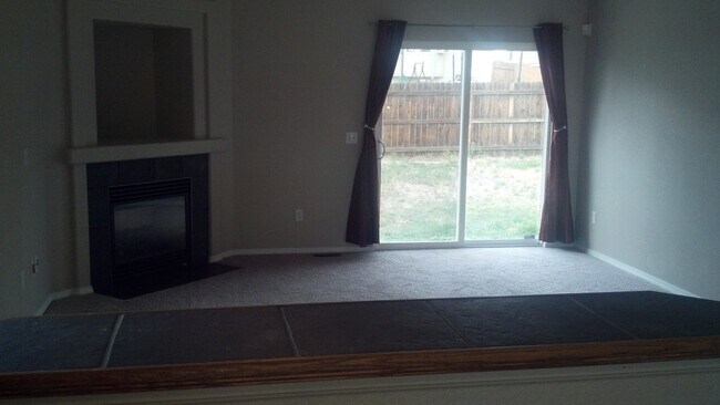 Building Photo - 7432 Prythania Park Dr