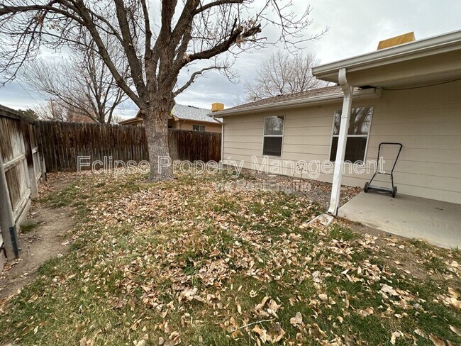 Building Photo - 637 Avalon Ct
