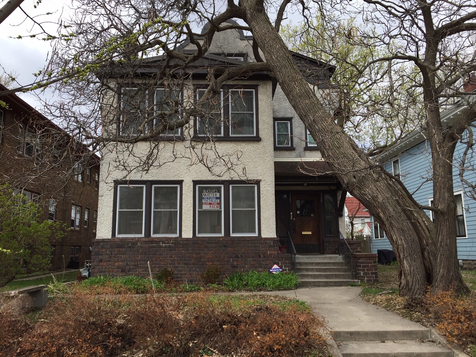 Building Photo - 3320 Lyndale Ave S