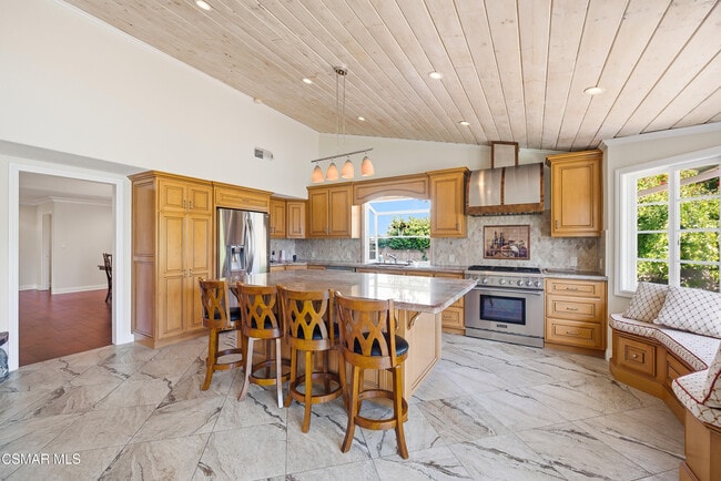 Building Photo - 5718 Ostin Ave