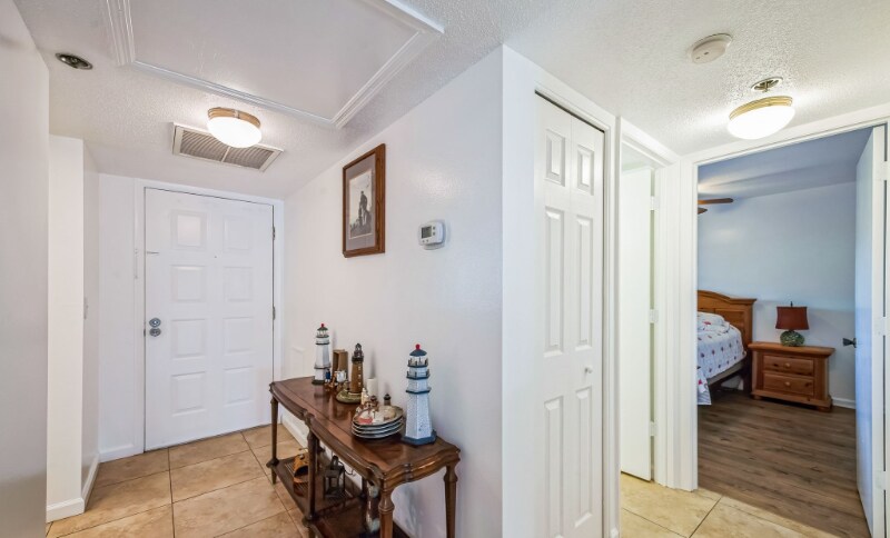 Building Photo - 104 Capri Isles Blvd