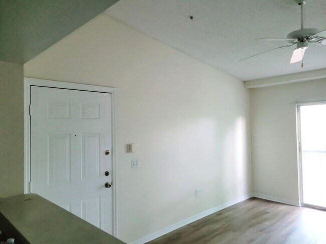 Building Photo - 4195 N Haverhill Rd