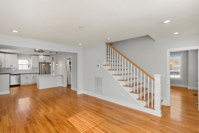 Building Photo - 1429 Litton Ave