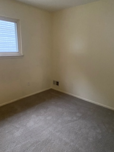 Building Photo - 8075 Oak St