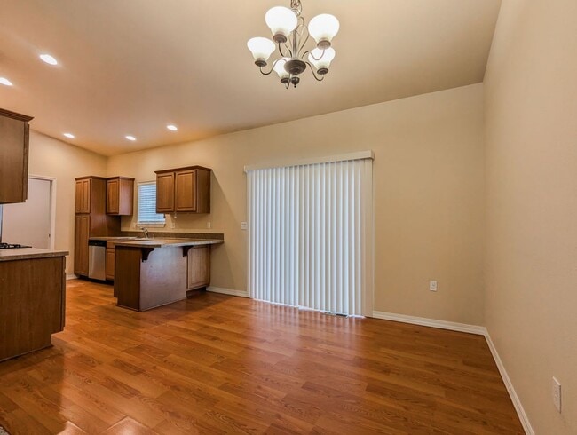 Building Photo - 4922 109th St NE