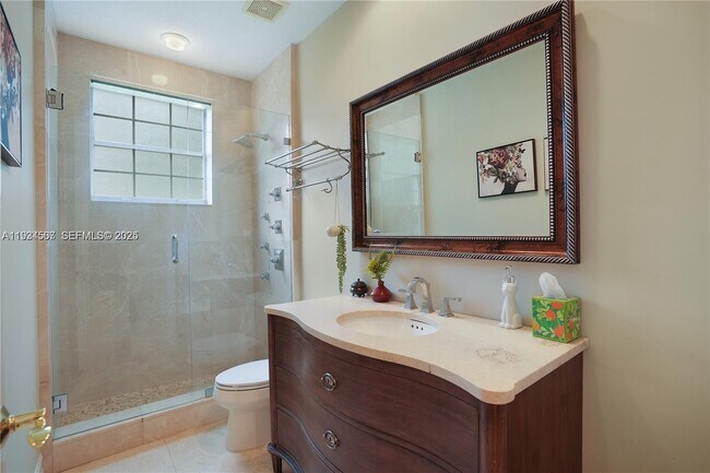 Building Photo - 11242 SW 25th Ct