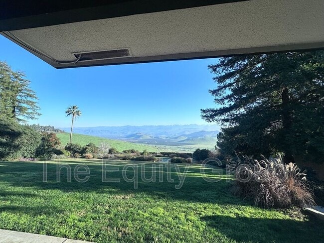 Building Photo - 531 High Sierra Dr