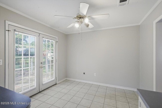 Building Photo - 131 Cypress Dr