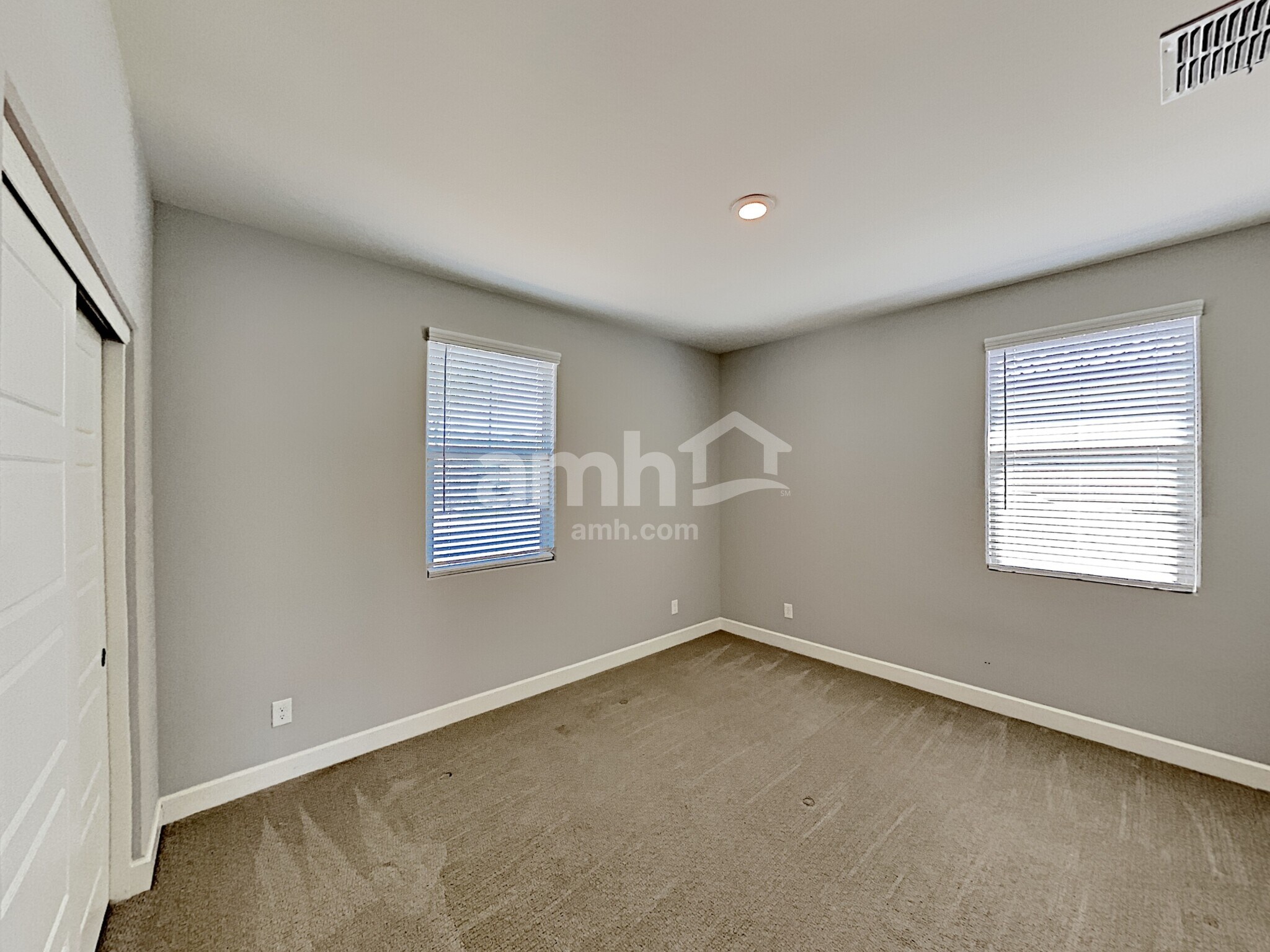 Building Photo - 18256 W Thunderhill Pl