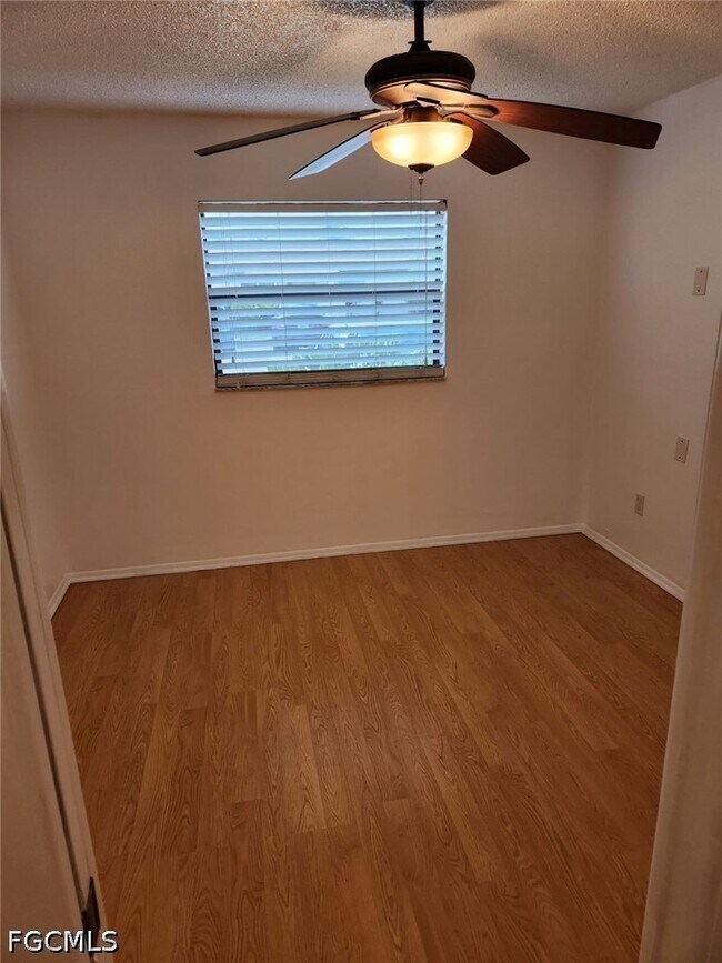 Building Photo - 6160 Principia Dr