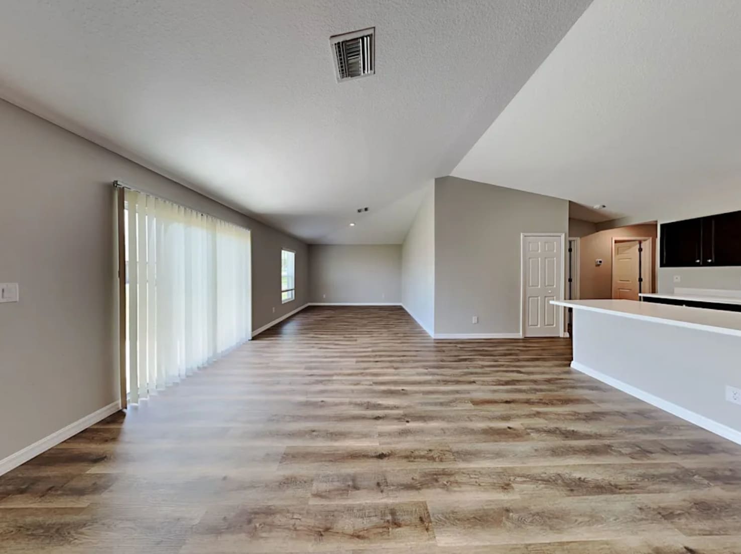 Building Photo - 509 SE 7th St