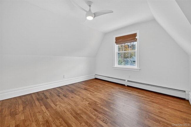 Building Photo - 165 Piermont Ave